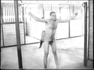 slave whipped by riding mistress(blak)