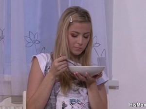 Mom and girl lesbian action on the kitchen