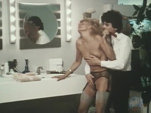 Hot Mom gets hot sex from Dad