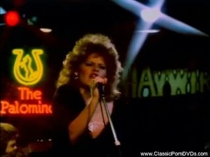 Classic MILF Singer Fucked Good