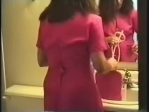 Mom gives to her stepdaugther Deborah an