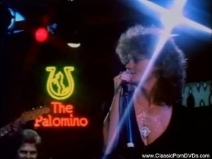 Classic MILF Singer Fucked Good