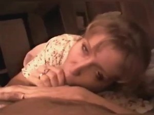 BEAUTIFUL BLOND GIVES LUCKY MAN EXCELLENT