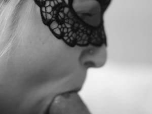 Vintage style MILF blowjob